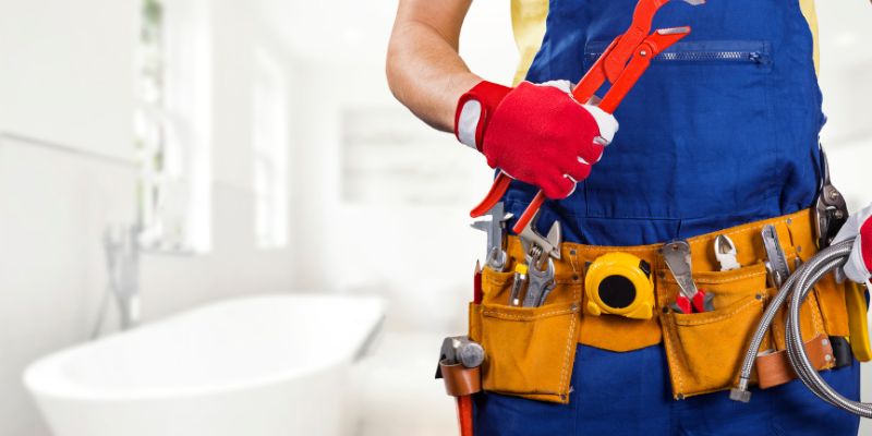 Como Evitar Golpes na Contratação de Encanador em Lages